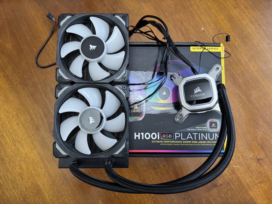 Corsair Hydro H100i Rgb Platinum 240mm cooler procesor Aio