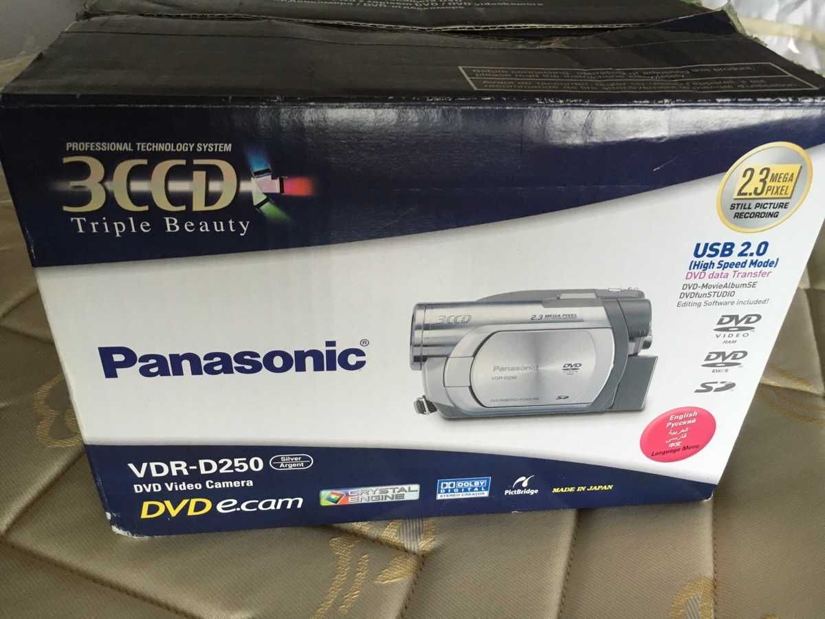 Продавам камера Pnasonic VDR-D250