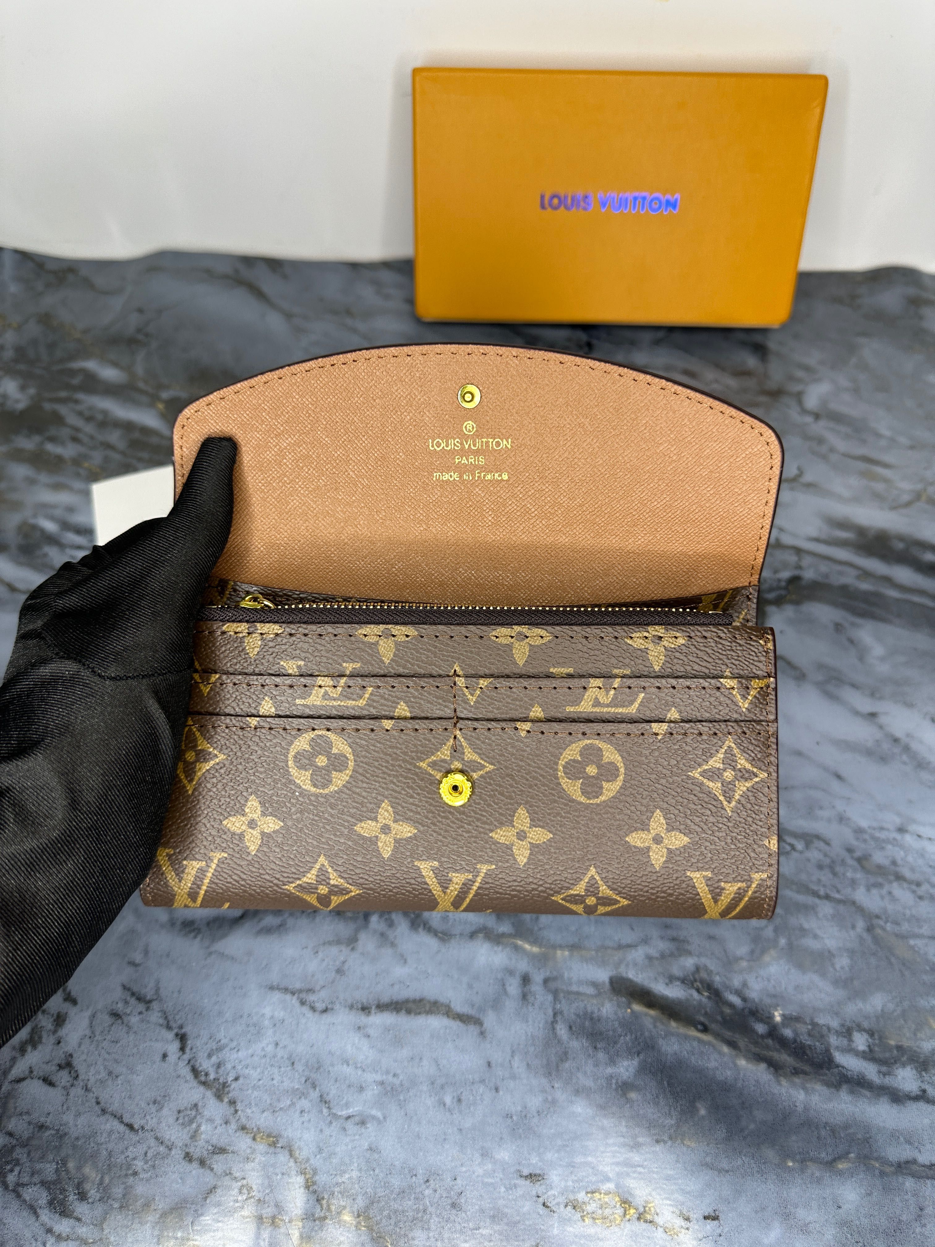 Portofel Louis Vuitton EMILIE wallet piele canvas 100% cutie inclusă