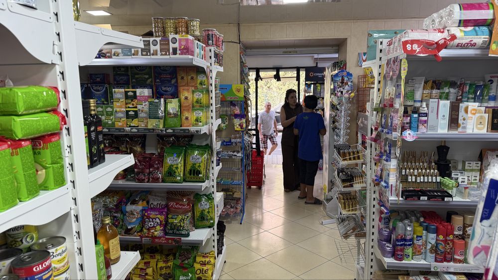 Продам магазин вместе с оборудованием М.Улугбекский р, ул.Оккургон 1-п