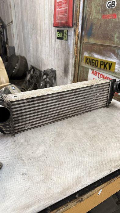 Интеркулер За БМВ 5 7 Серия F10 F11 F01 F07 Intercooler