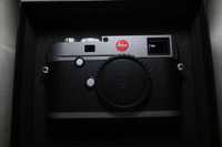 Лентова и дигитална фототехникаика от най-висок клас на Leica