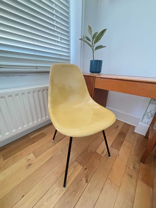 Винтидж стол - Eames for Herman Miller