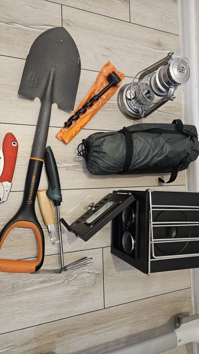 Chit complet de Bushcraft/Supraviețuire