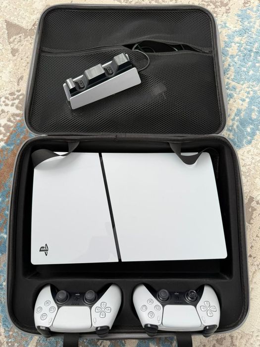 PlayStation 5 Digital Edition

Состояние отличное, использовалась толь
