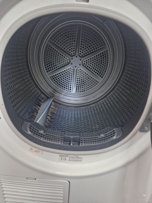 Сушилня Whirlpool 8 Кг А++ Термопомпа