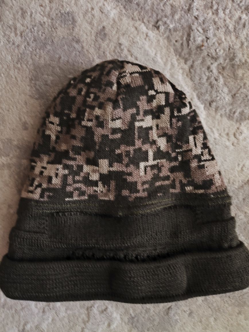 Продам шапка военная