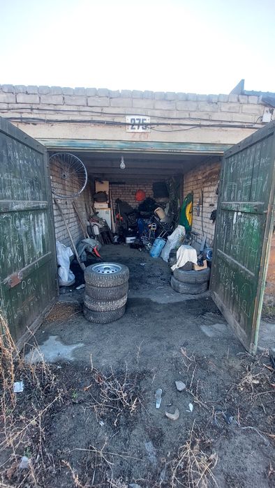 Гараж район 35-342-ост Шугаева