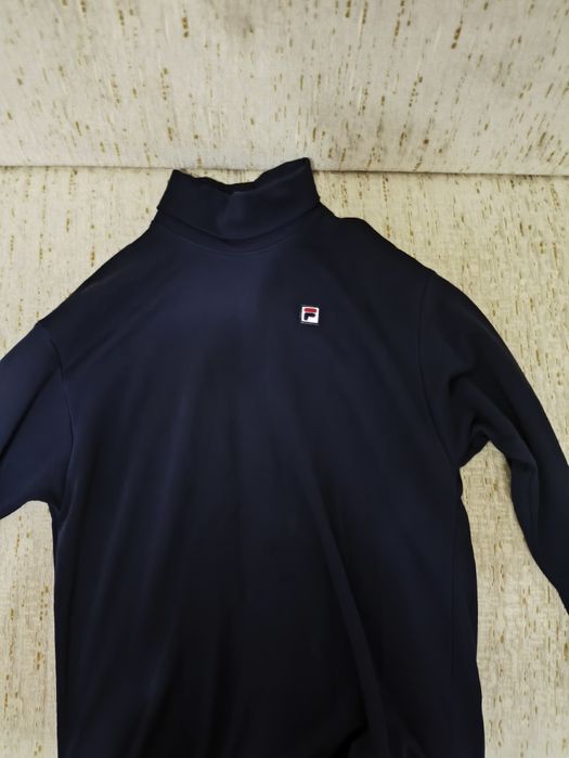 СРОЧНО продам кофту, свитер и водолазку