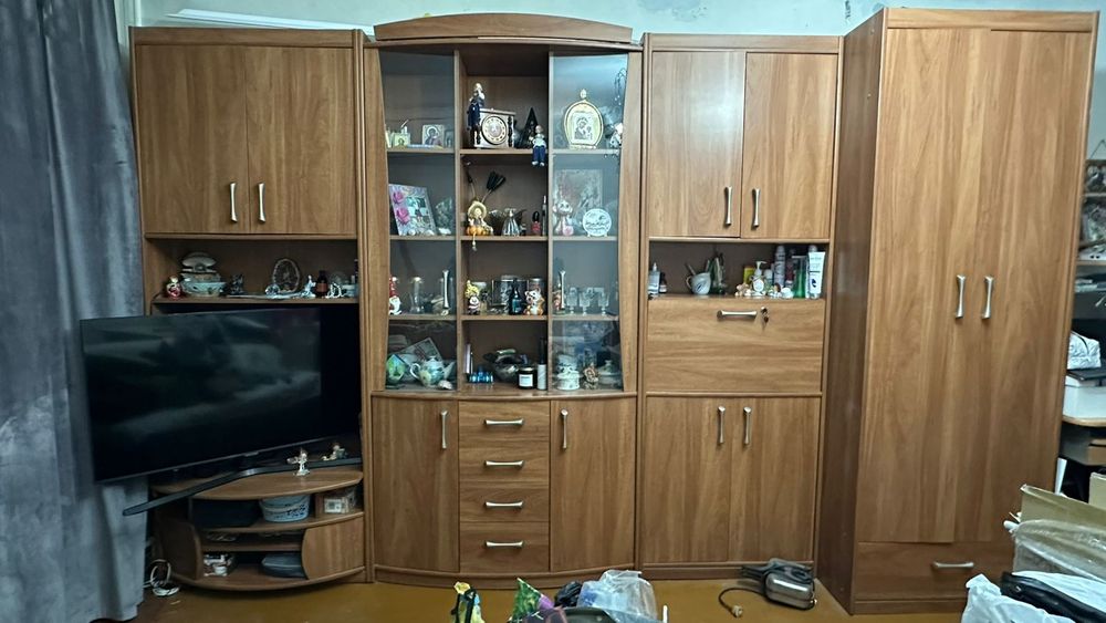 Горка для гостиной + шкаф, производство Европа