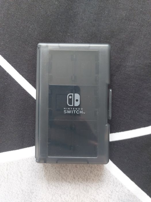 Carcasa Hori jocuri Nintendo Switch