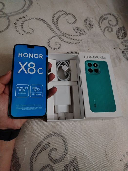 Honar x8C как новый 256гб