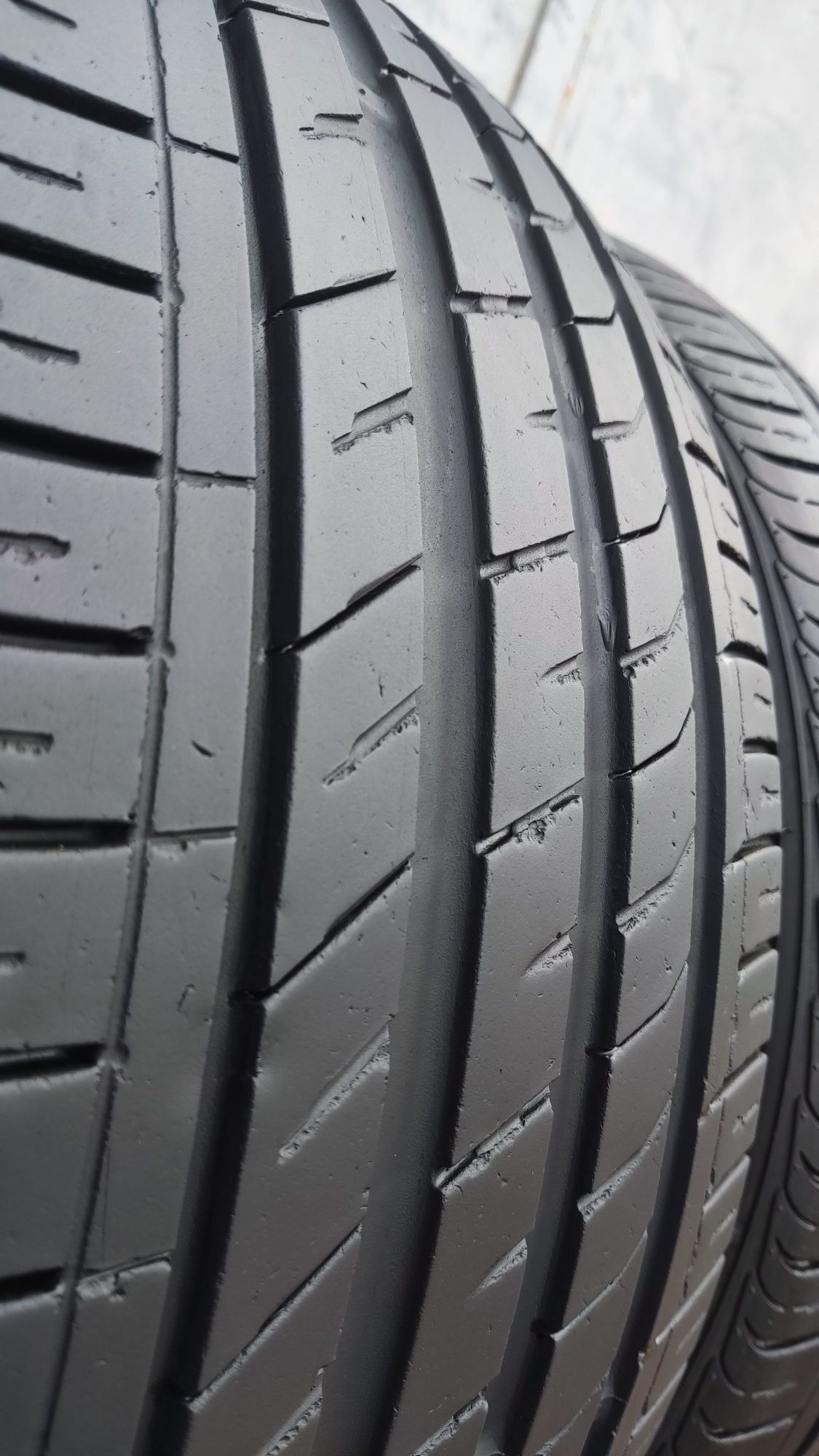 2бр. летни гуми 255/35/19 Nexen  N'Fera 
dot22
6.9mm
Добро състояние н