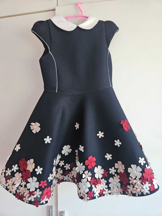 Детска рокля 122 за училище