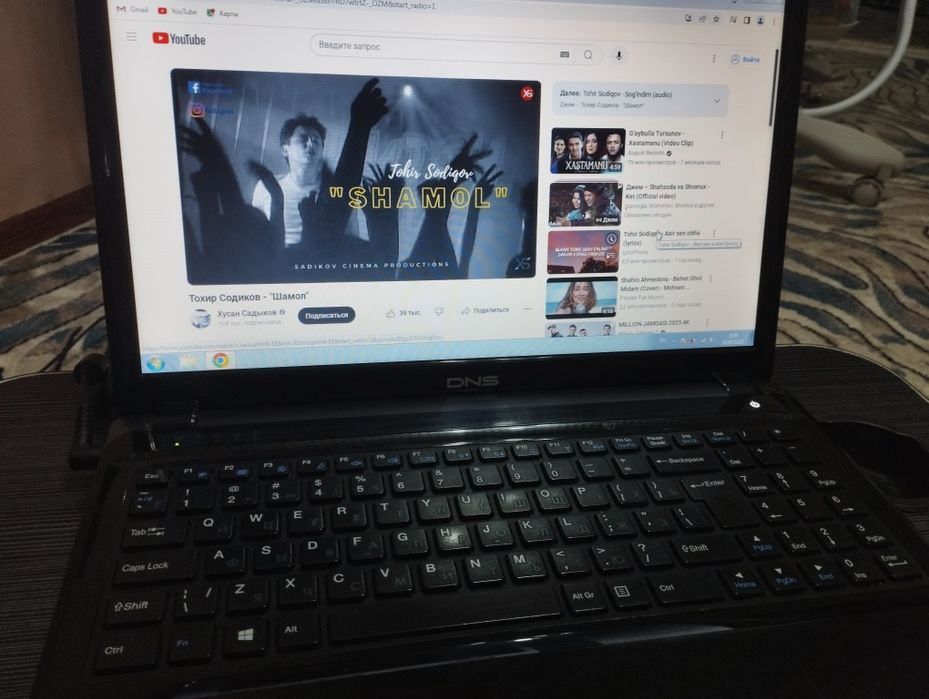 Ноутбук срочно сотилади