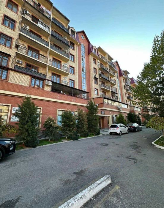 продается 2/3/7
новостройка 
ЖК Етти ЧИНОР Golden House
