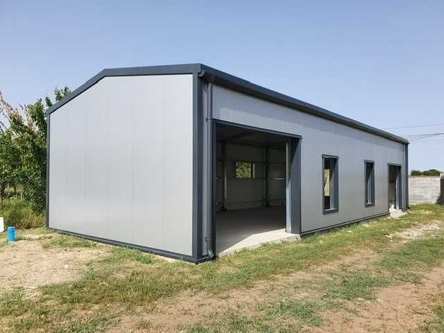 Casa modulara, garaje auto si containere stil birou din panou sandwich
