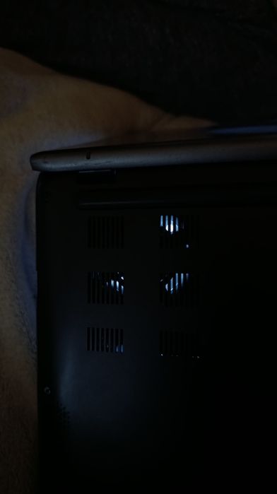 Laptop Asus VivoBook