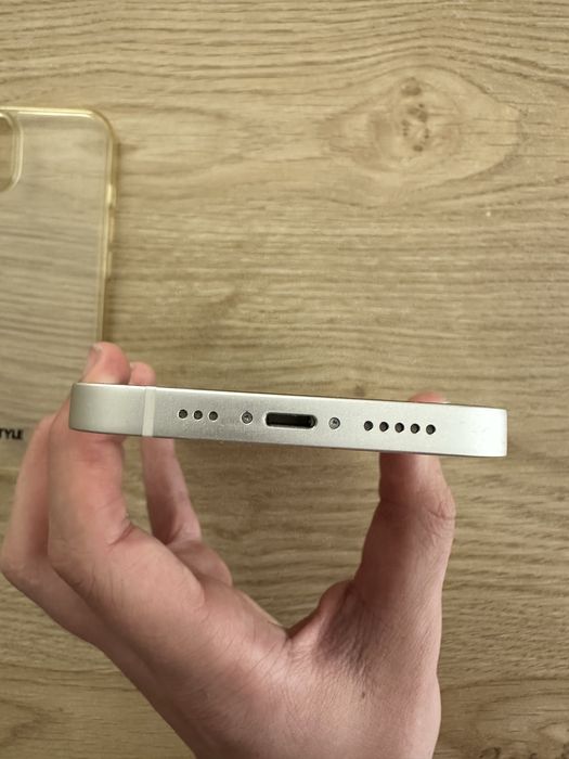 Iphone 13 white 128 GB