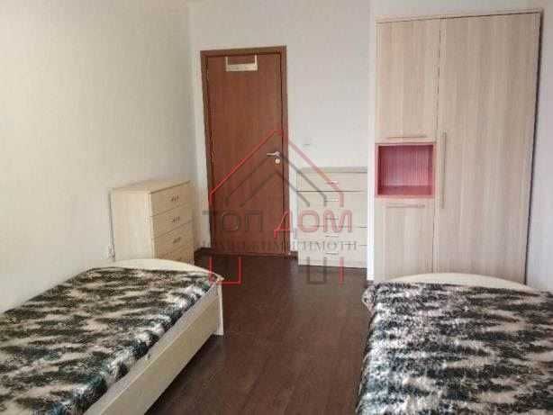 Дава се под наем Тристаен апартамент в Варна, Цветен квартал - 70 кв.м за 612 € - Снимка #4