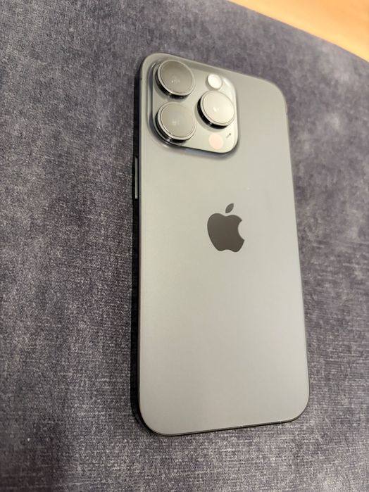 iPhone 15 Pro, Black Titanium, 128GB