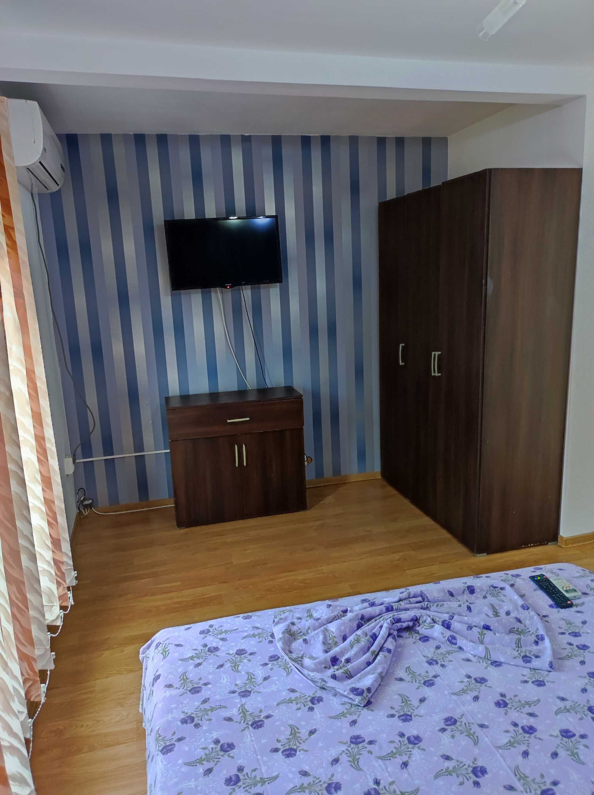 Cazare litoral 2025-statiunea Mamaia--zona City Mall-Delfinariu