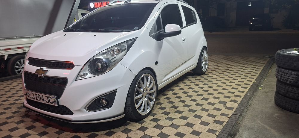 Spark full navarotlari bn sotiladi  hamma navarotlari bn