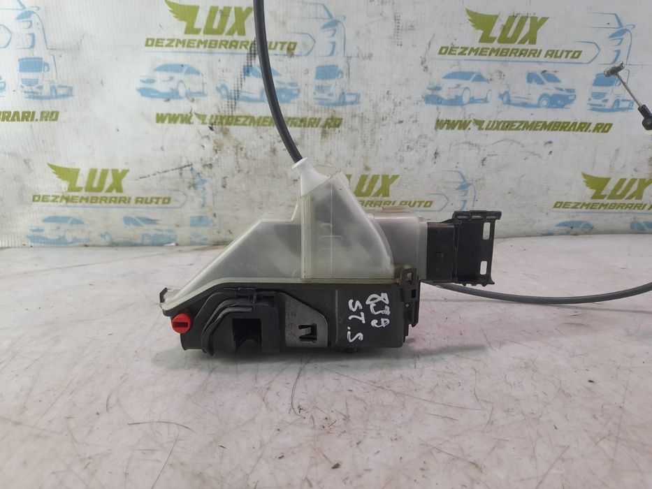 Broasca usa stanga spate 16943628 Peugeot 3008 2 [2016 - 2020] 1.6 hd