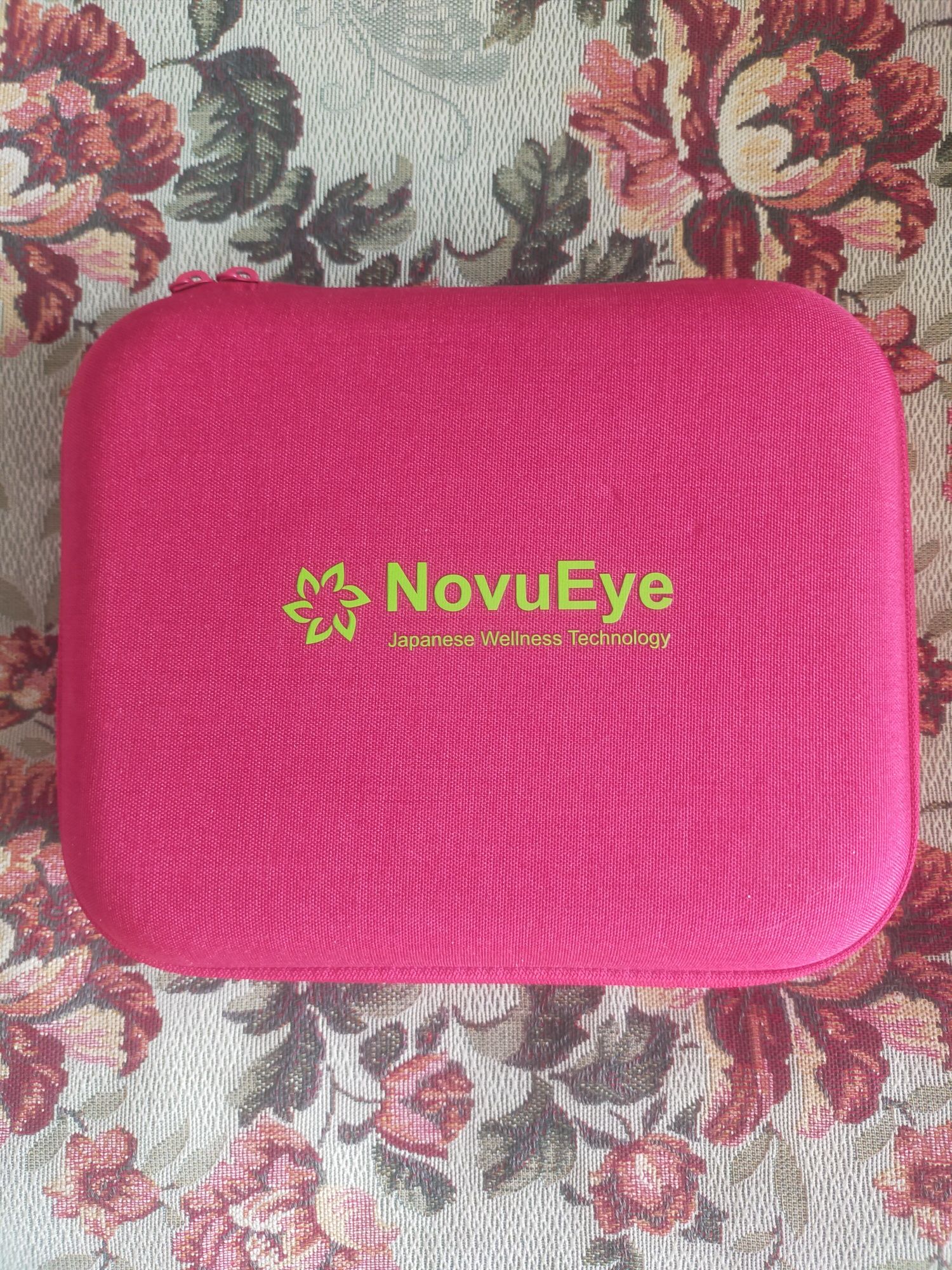 Массажер NovuEye для здоровья глаз и сосудов головного мозга