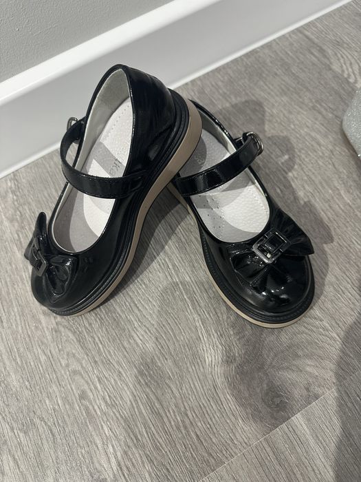 Обувь для девочки