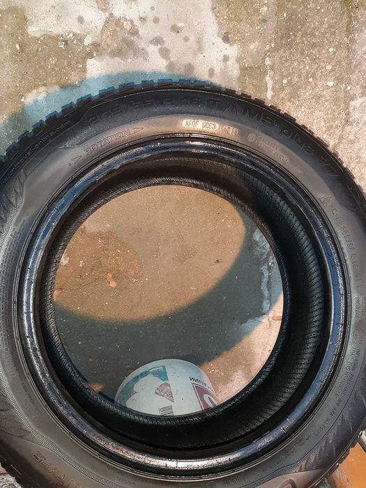 Зимни Гуми UNIROYAL 205/55 R16 дот 2014г 2 броя