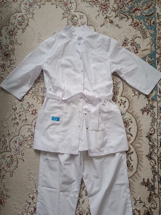Медицинский костюм новая