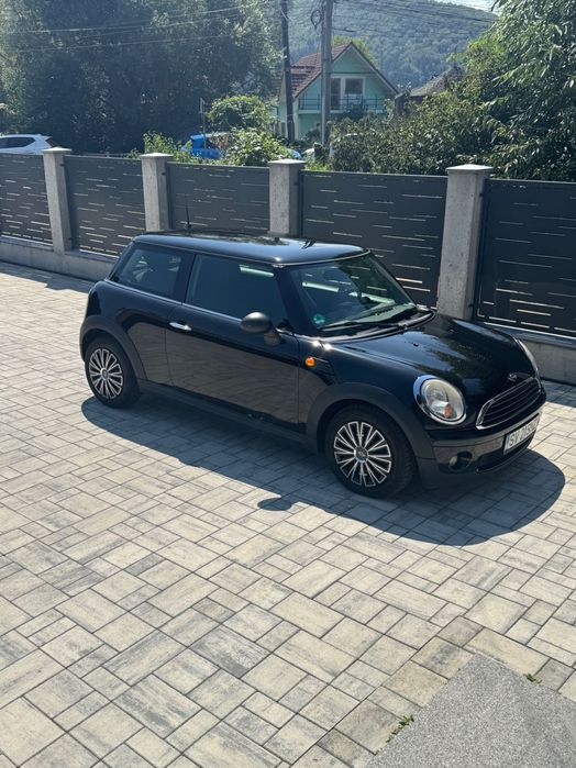 Mașină mini cooper