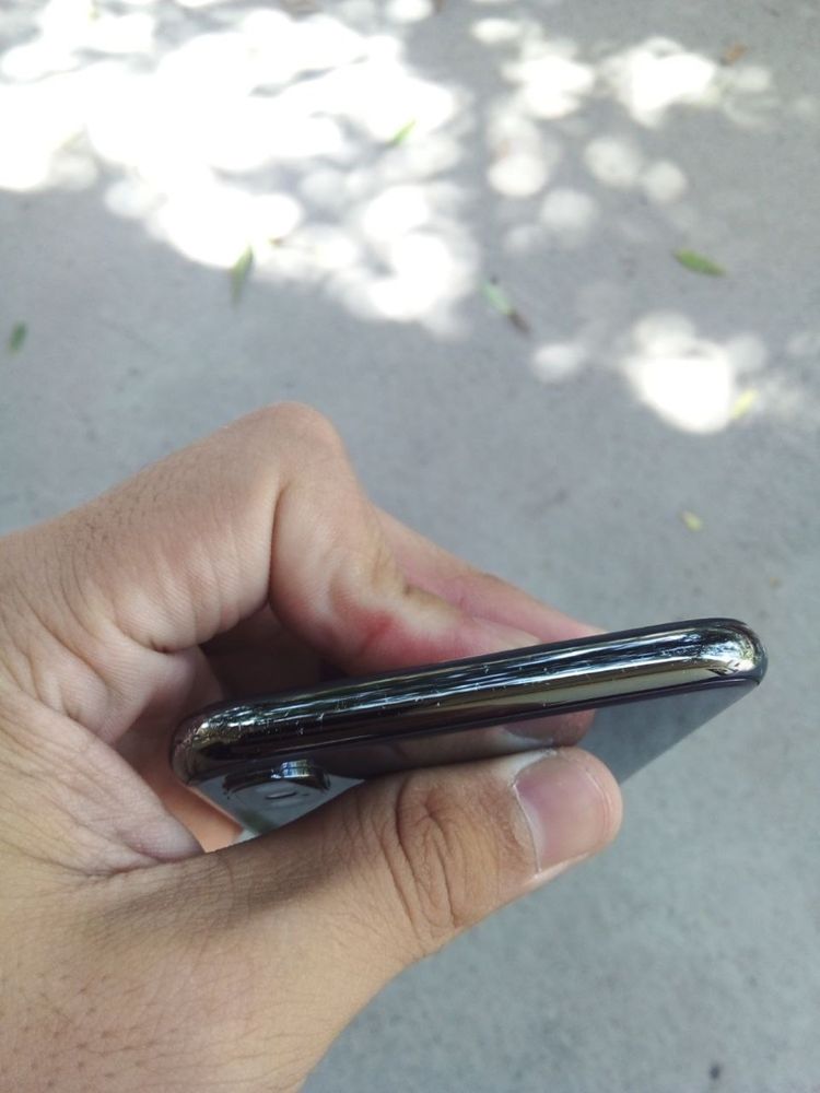 Iphone X sotiladi