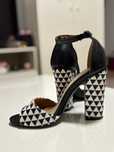 Sandale cu toc 35