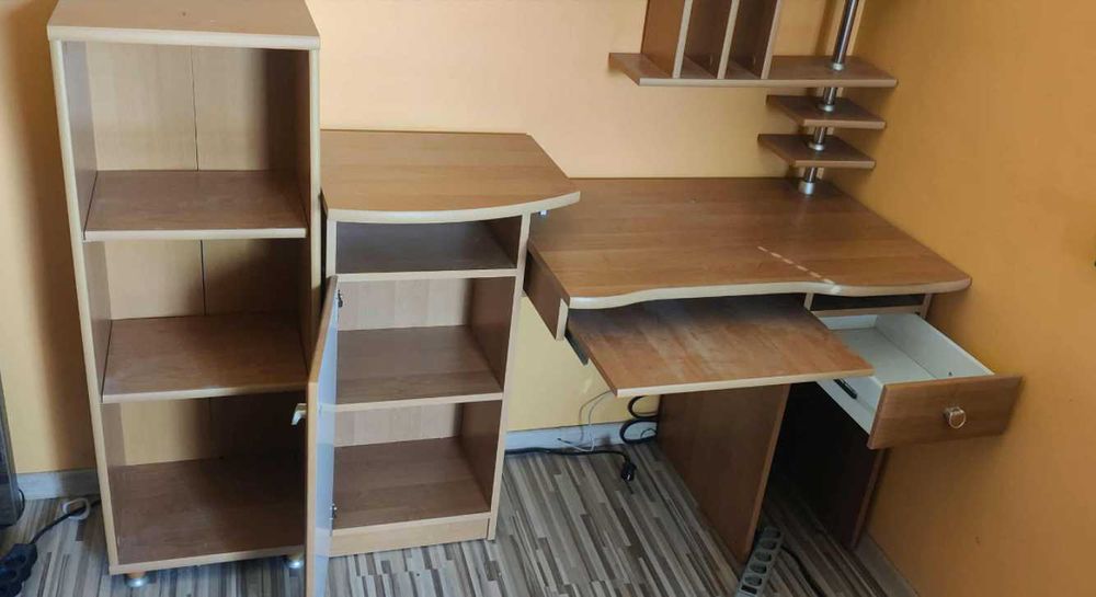 комплект мебели за детска (ученическа) стая