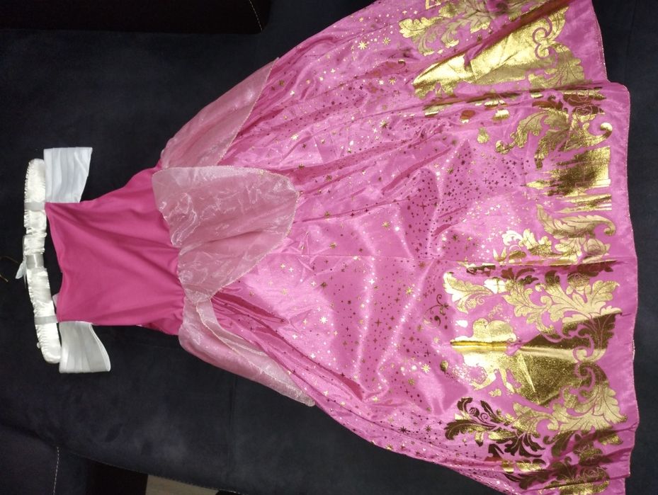 Карнавални рокли на Disney