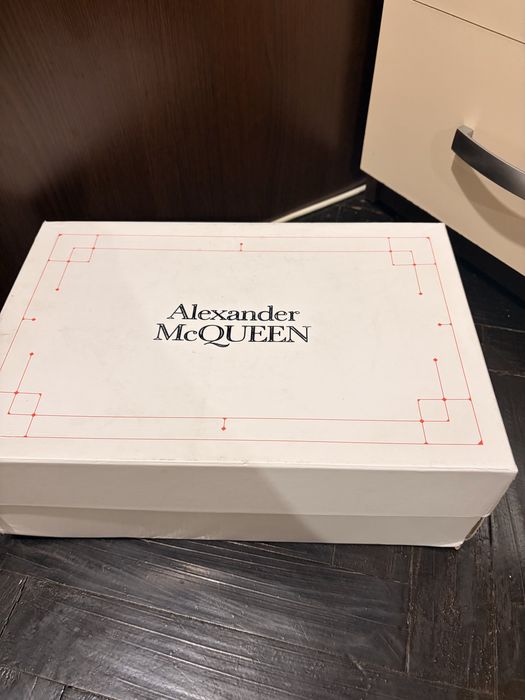 Adidasi Alexander McQueen