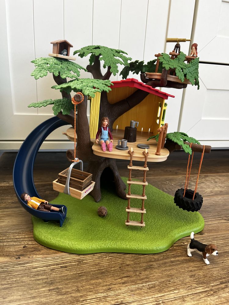 Комплект за игра Schleich - Къща на дърво.