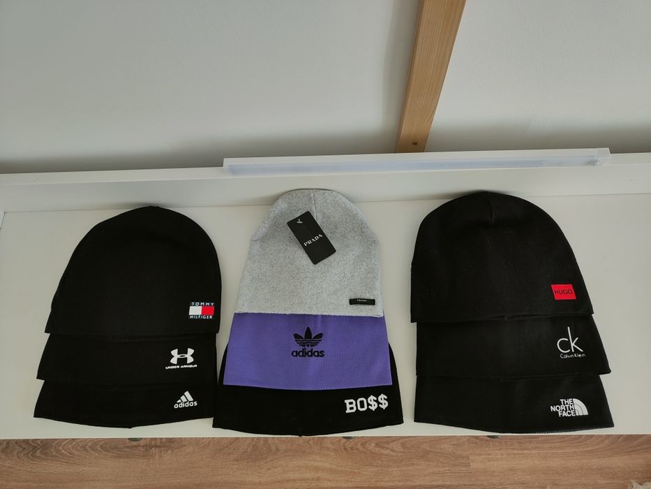 Căciulă Calvin KleinFes Hugo Boss Fes Champion Fes Adidas Fes Nike