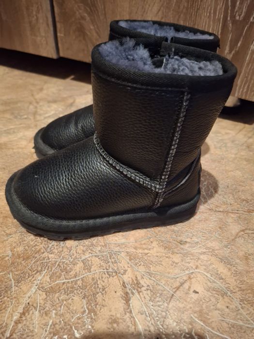 Продам уги 26 размер. Сапоги