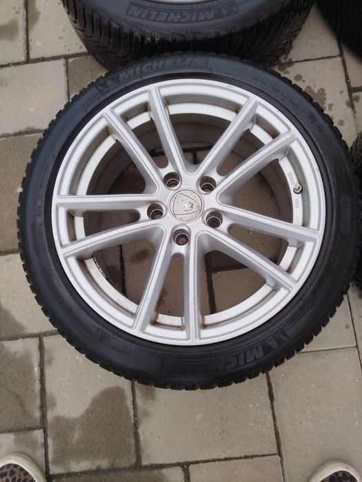 Vând roți pe 17'', aluminiu, cauciucuri de iarna Michelin 225/45/17