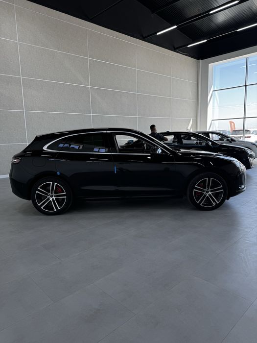 AITO M5 Reev Luxury