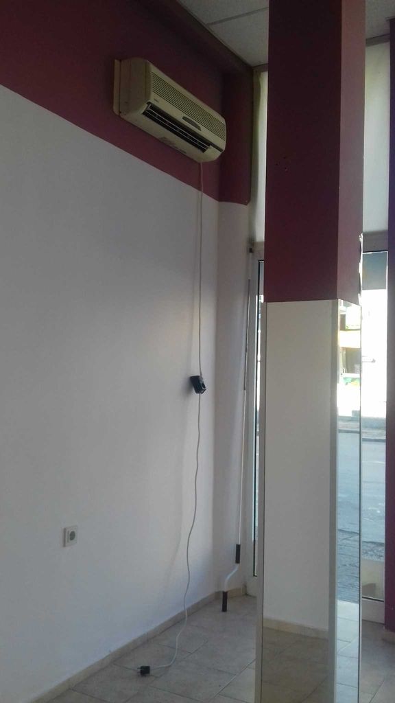 Дава се под наем Офис в Ямбол, Аврен - 20 кв.м за 204 € - Снимка #3