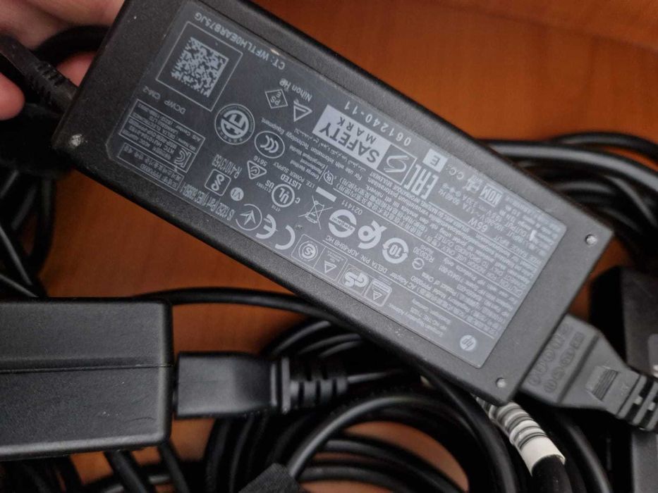 Incarcator laptop  DELL HP