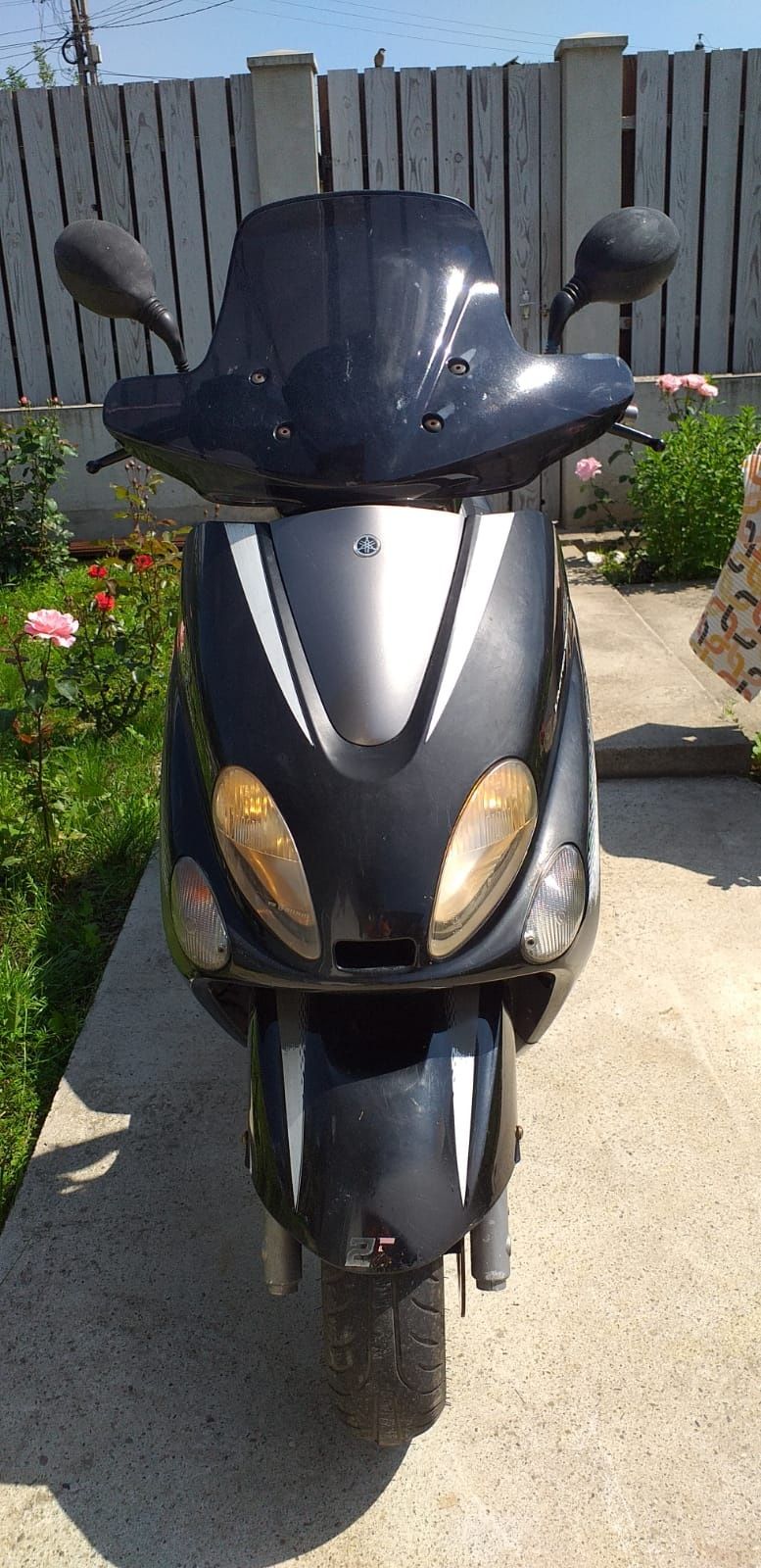 Yamaha majestic 180 cm3.