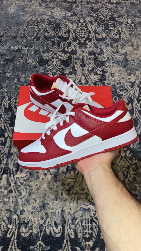 Nike Dunk Low USC (Jordan 1 Mid High Air Force)