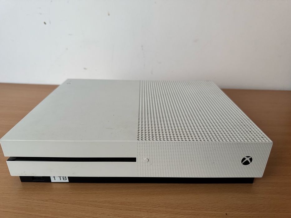 Vand xbox one s 1tb