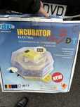 Incubator Cleo 5 DTh cu afișajul temp. și umiditate , apa din ext.