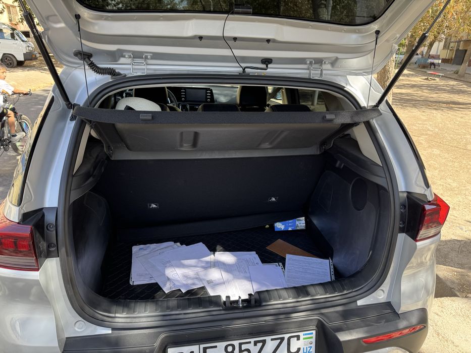 KIA sonet full.